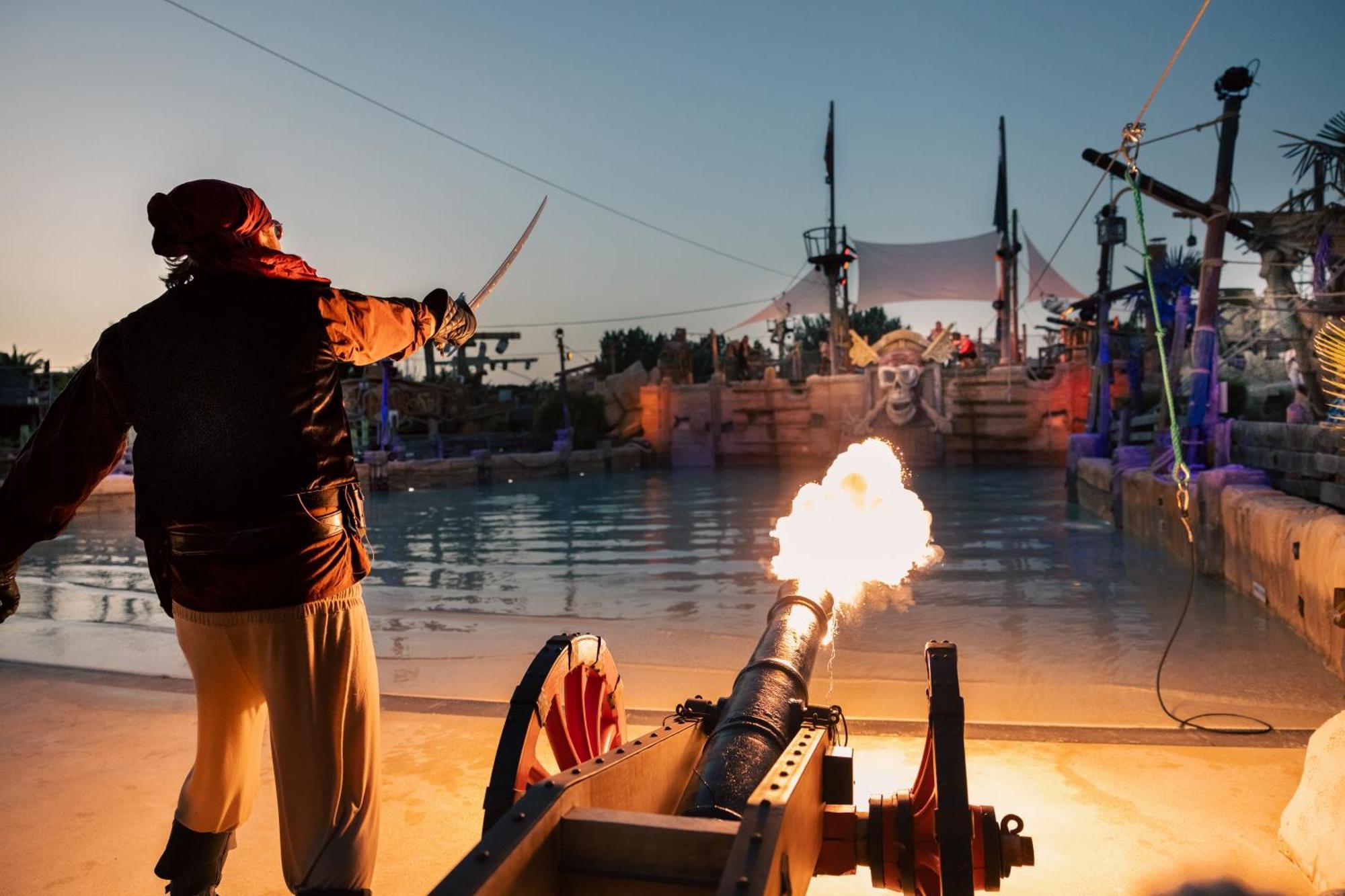 Hotel Pirates World Agde Ngoại thất bức ảnh